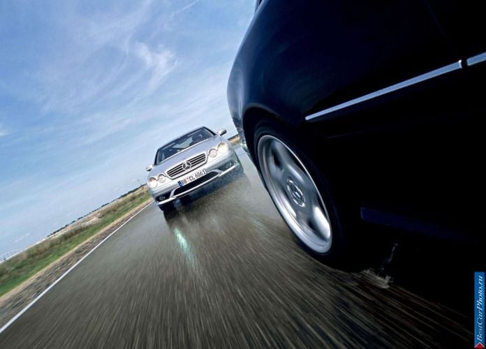 2003 Mercedes-Benz CL65 AMG - фотография 31 из 55
