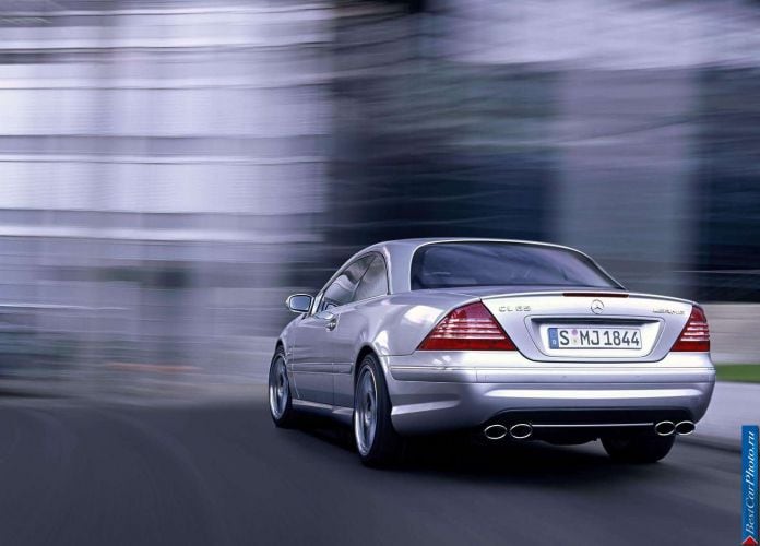 2003 Mercedes-Benz CL65 AMG - фотография 32 из 55 2003 Mercedes-Benz CL65 AMG - фотография 32 из 55