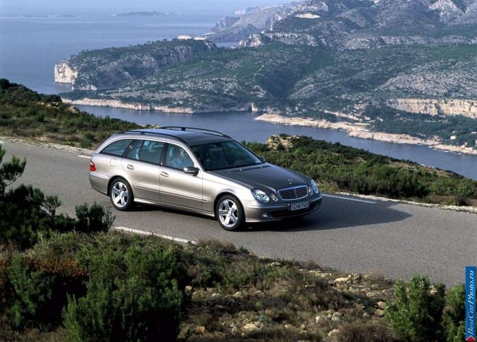 2003 Mercedes-Benz E320 Estate Avantgarde - фотография 3 из 94 2003 Mercedes-Benz E320 Estate Avantgarde - фотография 3 из 94