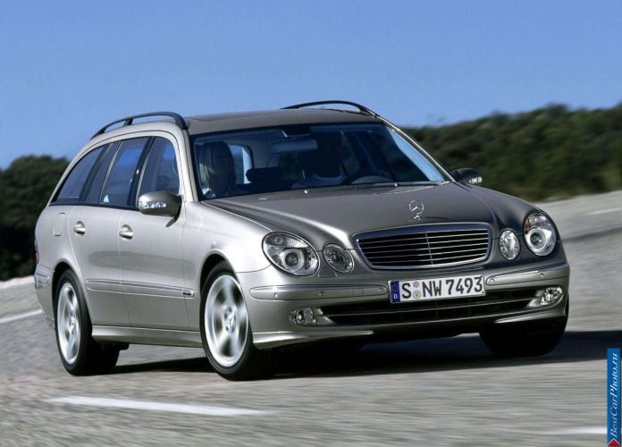 2003 Mercedes-Benz E320 Estate Avantgarde - фотография 5 из 94