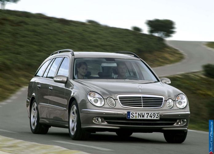 2003 Mercedes-Benz E320 Estate Avantgarde - фотография 8 из 94