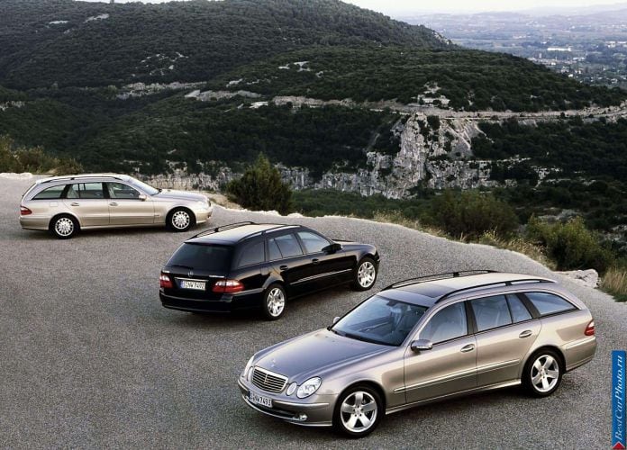 2003 Mercedes-Benz E320 Estate Avantgarde - фотография 9 из 94