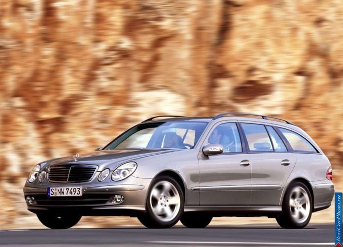 2003 Mercedes-Benz E320 Estate Avantgarde - фотография 10 из 94 2003 Mercedes-Benz E320 Estate Avantgarde - фотография 10 из 94