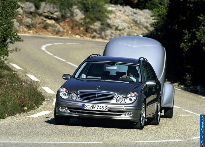 2003 Mercedes-Benz E320 Estate Avantgarde - фотография 17 из 94