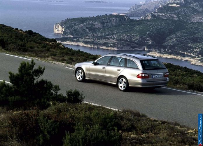 2003 Mercedes-Benz E320 Estate Avantgarde - фотография 25 из 94 2003 Mercedes-Benz E320 Estate Avantgarde - фотография 25 из 94