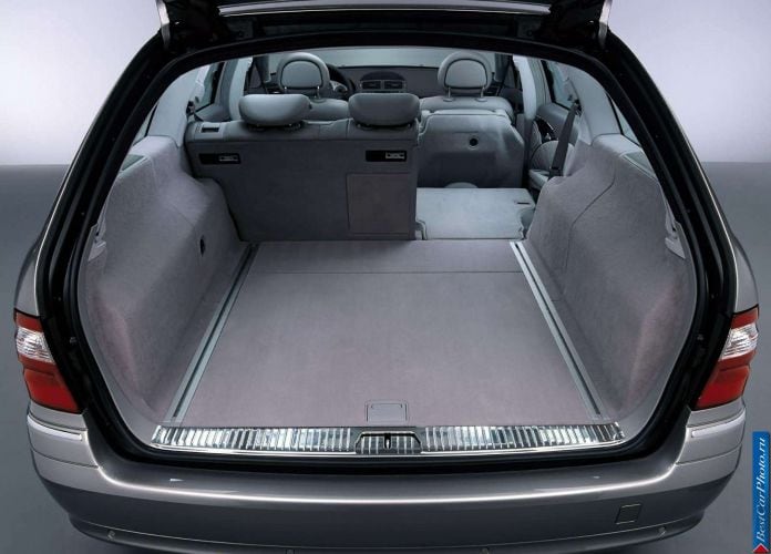 2003 Mercedes-Benz E320 Estate Avantgarde - фотография 52 из 94