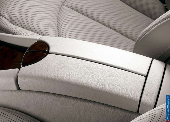 2003 Mercedes-Benz E320 Estate Avantgarde - фотография 71 из 94 2003 Mercedes-Benz E320 Estate Avantgarde - фотография 71 из 94