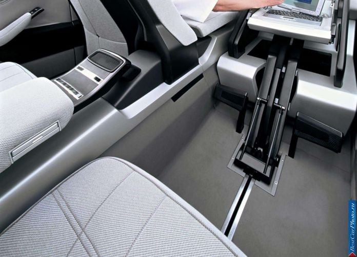 2003 Mercedes-Benz F500 Mind Concept - фотография 11 из 17 2003 Mercedes-Benz F500 Mind Concept - фотография 11 из 17