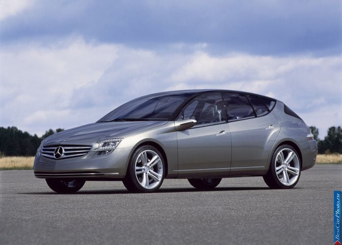 2003 Mercedes-Benz F 500 Concept - фотография 1 из 15