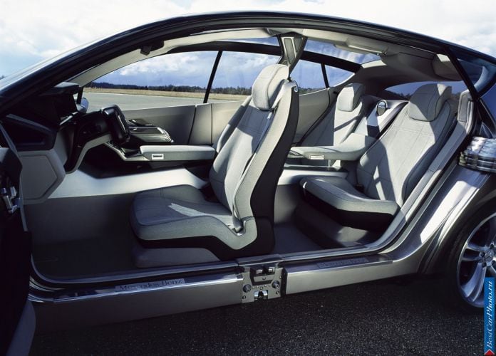 2003 Mercedes-Benz F 500 Concept - фотография 9 из 15 2003 Mercedes-Benz F 500 Concept - фотография 9 из 15