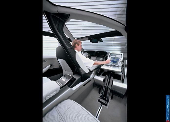 2003 Mercedes-Benz F 500 Concept - фотография 14 из 15
