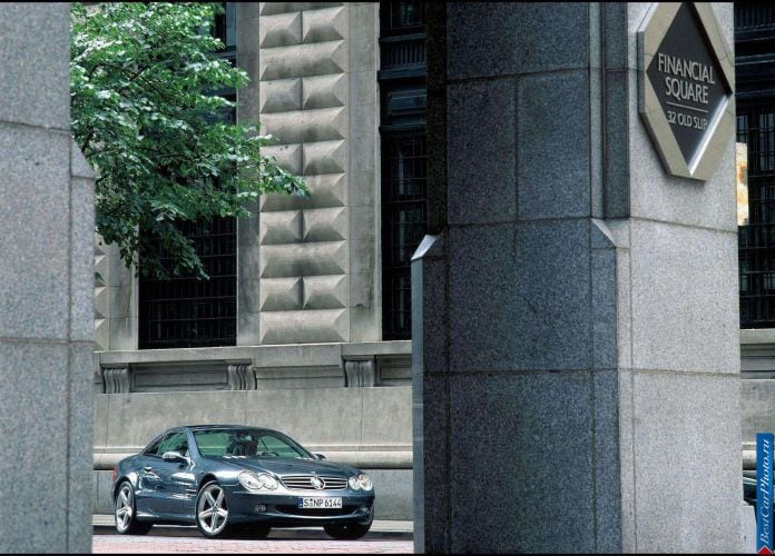 2003 Mercedes-Benz SL500 - фотография 9 из 153 2003 Mercedes-Benz SL500 - фотография 9 из 153