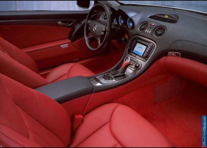 2003 Mercedes-Benz SL500 - фотография 80 из 153 2003 Mercedes-Benz SL500 - фотография 80 из 153