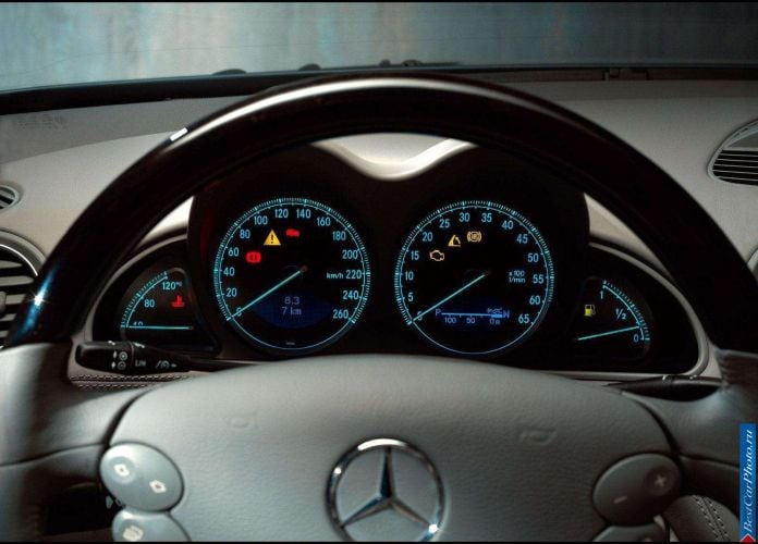 2003 Mercedes-Benz SL500 - фотография 89 из 153 2003 Mercedes-Benz SL500 - фотография 89 из 153