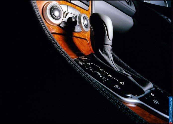 2003 Mercedes-Benz SL500 - фотография 101 из 153 2003 Mercedes-Benz SL500 - фотография 101 из 153