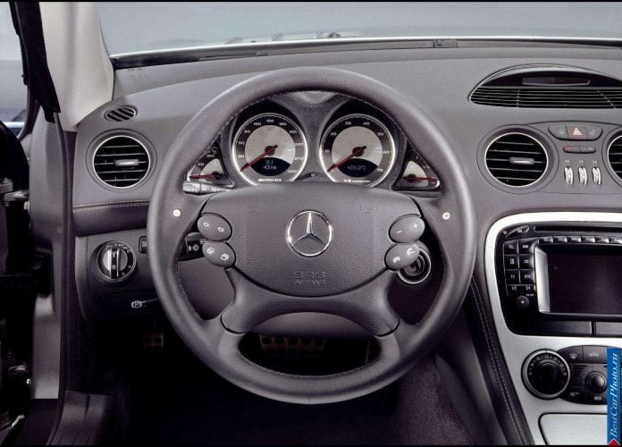 2003 Mercedes-Benz SL55 AMG - фотография 36 из 43