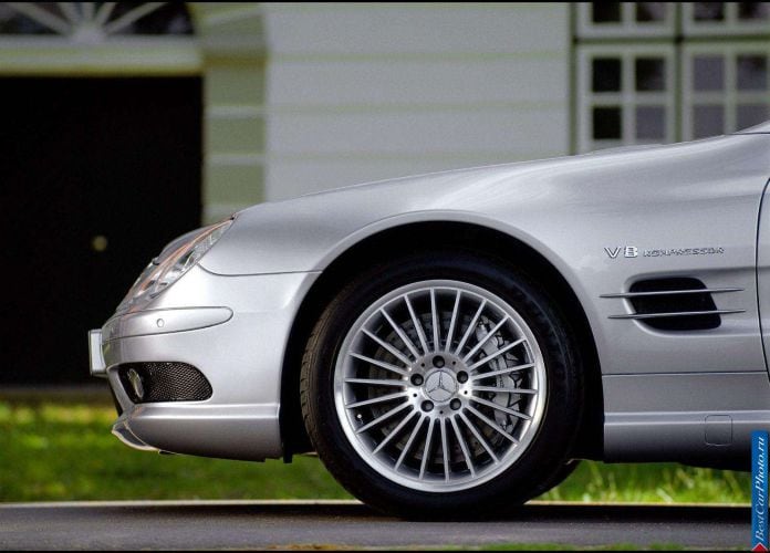 2003 Mercedes-Benz SL55 AMG - фотография 42 из 43 2003 Mercedes-Benz SL55 AMG - фотография 42 из 43