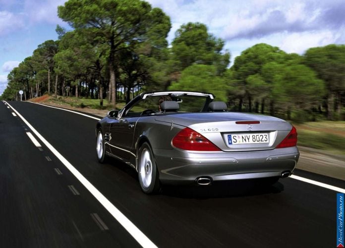 2003 Mercedes-Benz SL600 - фотография 9 из 17 2003 Mercedes-Benz SL600 - фотография 9 из 17