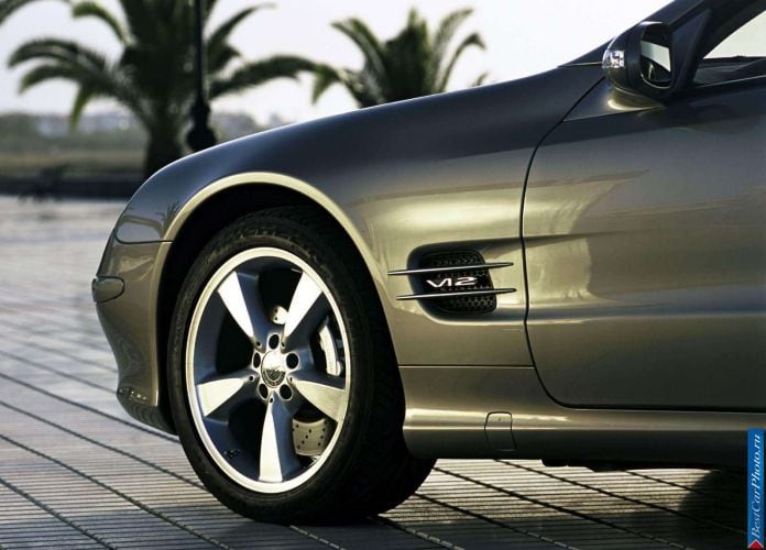 2003 Mercedes-Benz SL600 - фотография 16 из 17