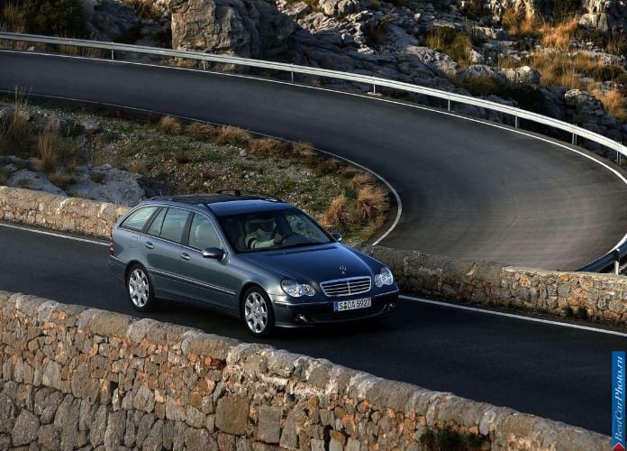2004 Mercedes-Benz C200 CGi Estate Elegance - фотография 11 из 47