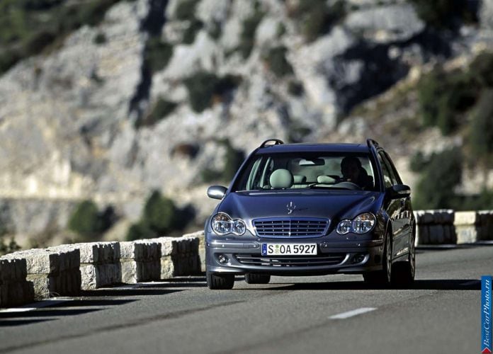 2004 Mercedes-Benz C200 CGi Estate Elegance - фотография 14 из 47