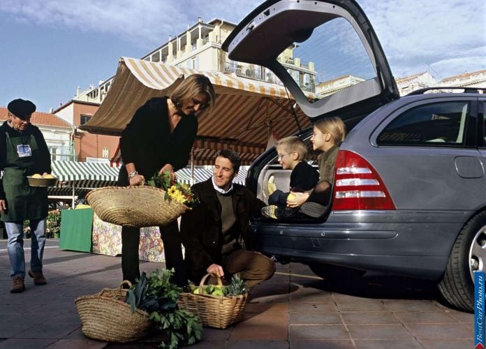 2004 Mercedes-Benz C200 CGi Estate Elegance - фотография 46 из 47