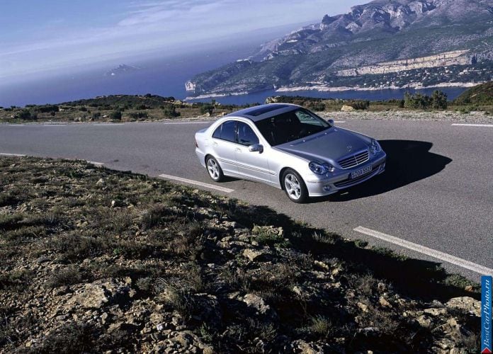 2004 Mercedes-Benz C220 CDi Avantgarde - фотография 6 из 58