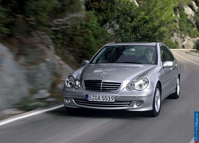 2004 Mercedes-Benz C220 CDi Avantgarde - фотография 12 из 58 2004 Mercedes-Benz C220 CDi Avantgarde - фотография 12 из 58