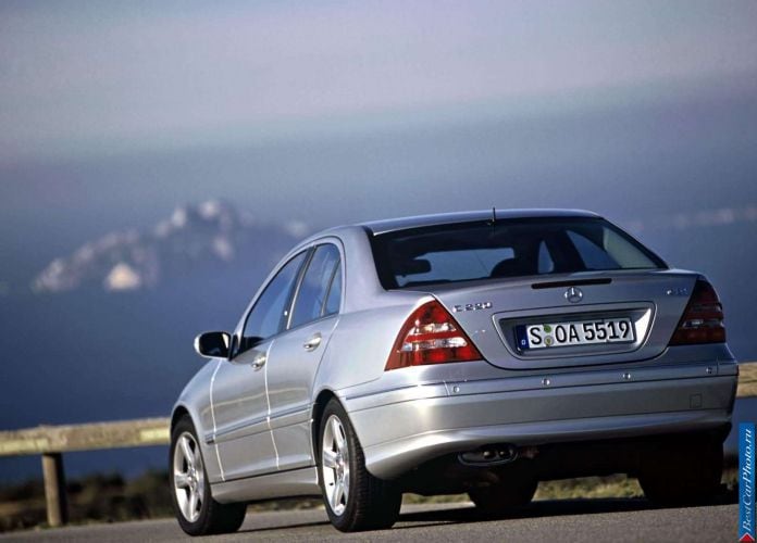 2004 Mercedes-Benz C220 CDi Avantgarde - фотография 20 из 58 2004 Mercedes-Benz C220 CDi Avantgarde - фотография 20 из 58