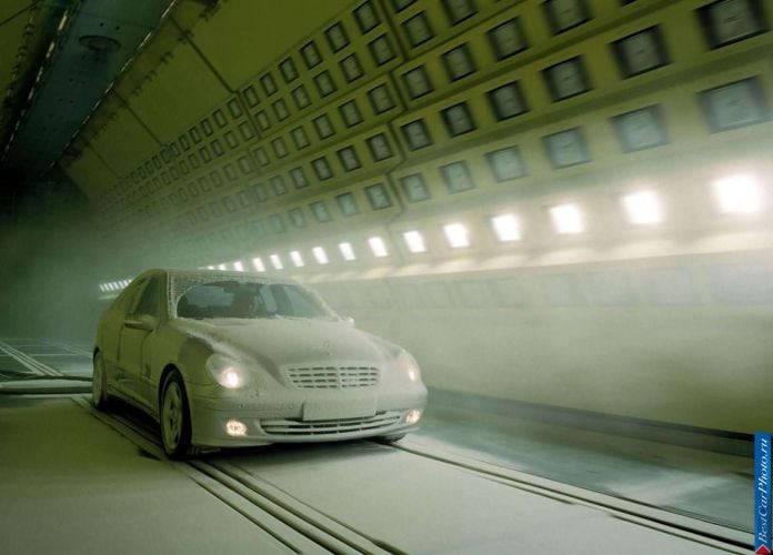 2004 Mercedes-Benz C220 CDi Avantgarde - фотография 50 из 58