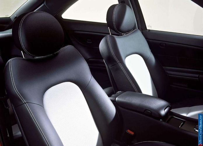 2004 Mercedes-Benz C320 Sport Coupe - фотография 25 из 35