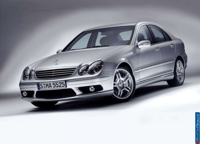 2004 Mercedes-Benz C55 AMG - фотография 12 из 25 2004 Mercedes-Benz C55 AMG - фотография 12 из 25