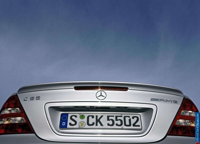 2004 Mercedes-Benz C55 AMG - фотография 22 из 25