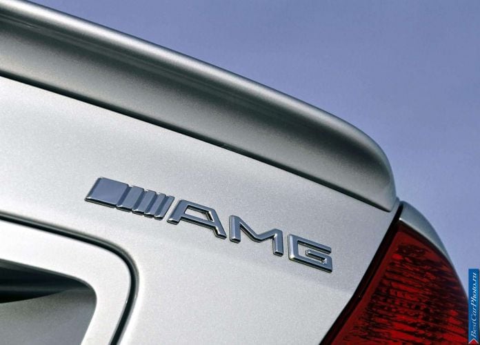 2004 Mercedes-Benz C55 AMG - фотография 23 из 25 2004 Mercedes-Benz C55 AMG - фотография 23 из 25