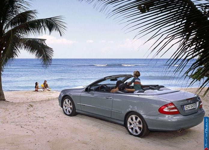 2004 Mercedes-Benz CLK Cabriolet - фотография 3 из 8 2004 Mercedes-Benz CLK Cabriolet - фотография 3 из 8