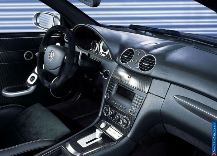 2004 Mercedes-Benz CLK DTM AMG - фотография 10 из 17 2004 Mercedes-Benz CLK DTM AMG - фотография 10 из 17