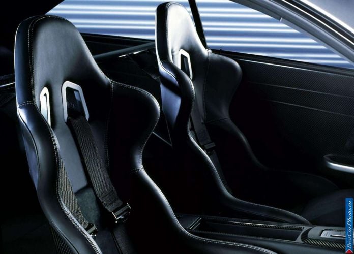 2004 Mercedes-Benz CLK DTM AMG - фотография 12 из 17 2004 Mercedes-Benz CLK DTM AMG - фотография 12 из 17