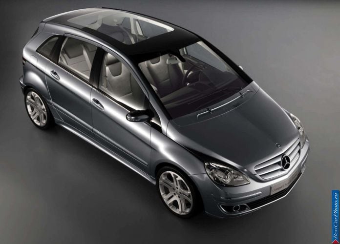 2004 Mercedes-Benz Compact Sports Tourer Vision B Concept - фотография 4 из 24