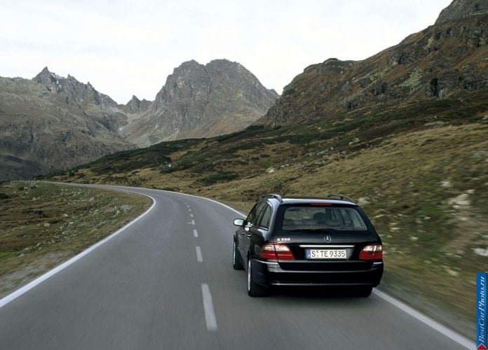 2004 Mercedes-Benz E350 Estate - фотография 9 из 22
