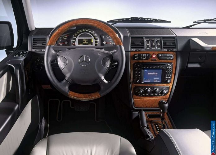 2004 Mercedes-Benz G55 AMG Kompressor - фотография 26 из 37 2004 Mercedes-Benz G55 AMG Kompressor - фотография 26 из 37