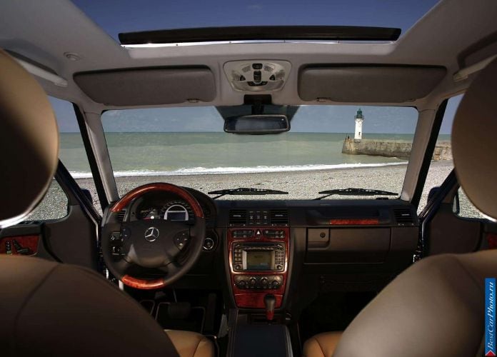 2004 Mercedes-Benz G55 AMG Kompressor - фотография 32 из 37