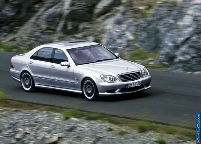 2004 Mercedes-Benz S65 AMG - фотография 2 из 10