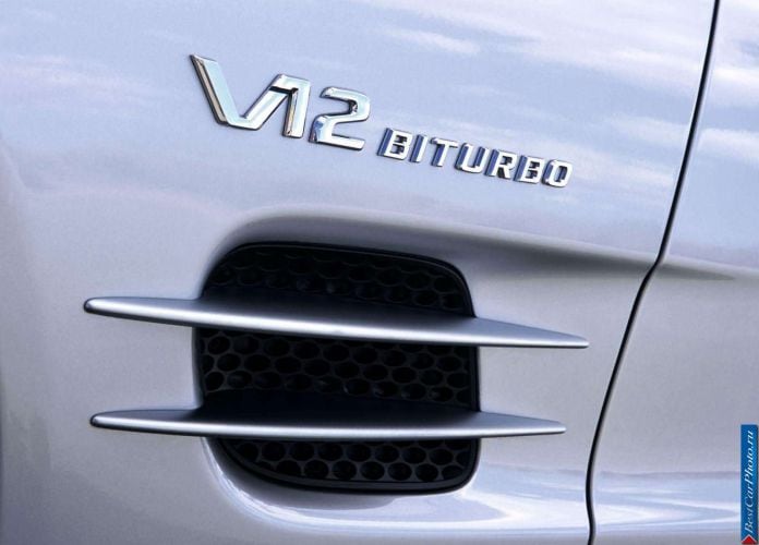 2004 Mercedes-Benz SL65 AMG - фотография 12 из 14 2004 Mercedes-Benz SL65 AMG - фотография 12 из 14