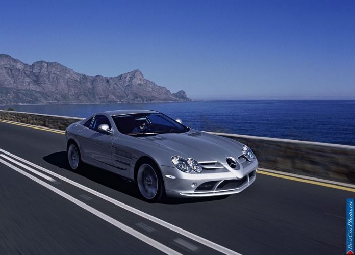 2004 Mercedes-Benz SLR McLaren - фотография 6 из 243