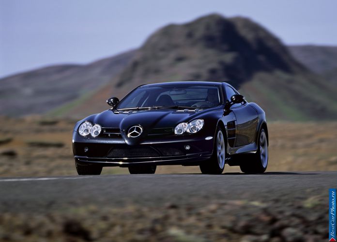 2004 Mercedes-Benz SLR McLaren - фотография 20 из 243 2004 Mercedes-Benz SLR McLaren - фотография 20 из 243