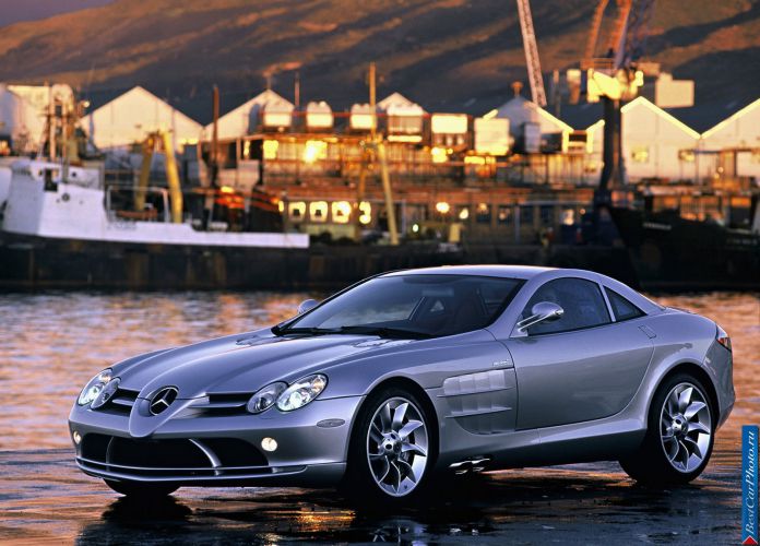 2004 Mercedes-Benz SLR McLaren - фотография 24 из 243 2004 Mercedes-Benz SLR McLaren - фотография 24 из 243