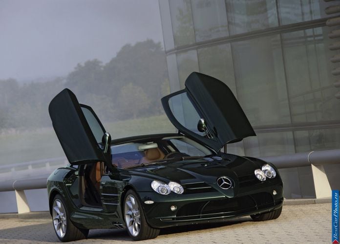 2004 Mercedes-Benz SLR McLaren - фотография 27 из 243 2004 Mercedes-Benz SLR McLaren - фотография 27 из 243