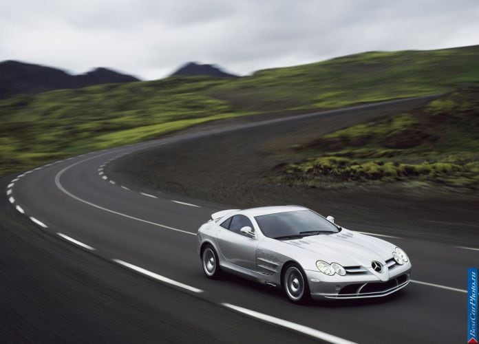 2004 Mercedes-Benz SLR McLaren - фотография 29 из 243 2004 Mercedes-Benz SLR McLaren - фотография 29 из 243