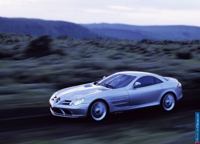 2004 Mercedes-Benz SLR McLaren - фотография 39 из 243 2004 Mercedes-Benz SLR McLaren - фотография 39 из 243