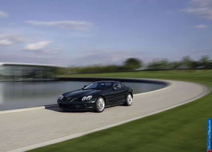 2004 Mercedes-Benz SLR McLaren - фотография 59 из 243 2004 Mercedes-Benz SLR McLaren - фотография 59 из 243